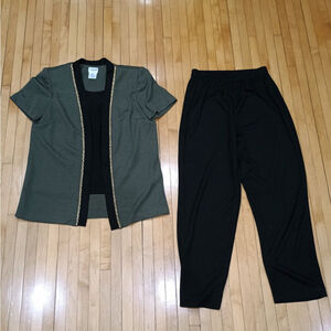 Vintage Liz Baker Petite Womens Polyester Shirt Pant Set Green Black Stretch 12P